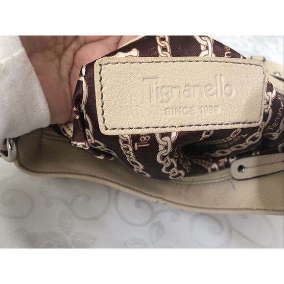 Tignanello Pebbled Leather Light Tan Organizer Crossbody Purse - Picture 5 of 9